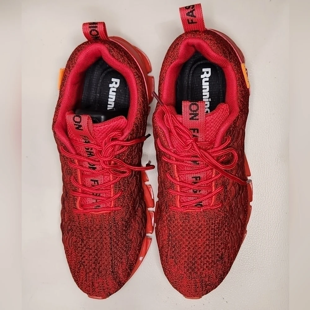 Running men's shoes in red, very comfortable - Picture 2 of 8